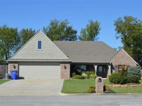 25120 Shade Tree Pl, Claremore, OK 74019