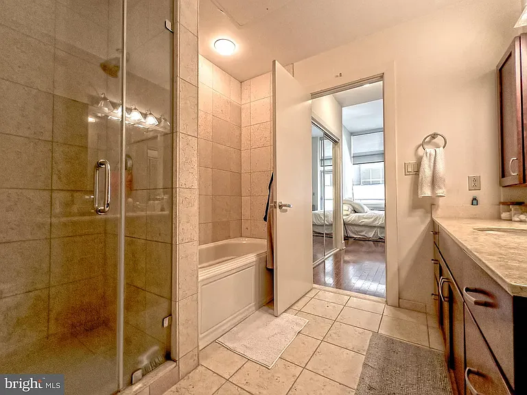 23 S 23rd St #2J — Photo 11