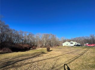 88 Sterling Hill Rd, Moosup, CT 06354