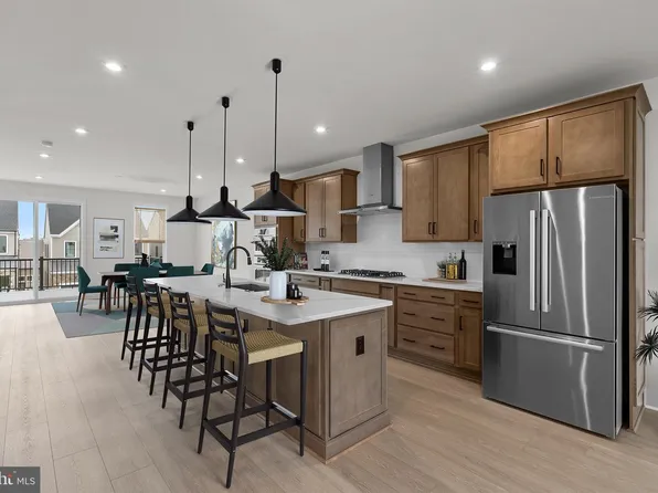 44486 Lowestoft Sq, Ashburn, VA 20147