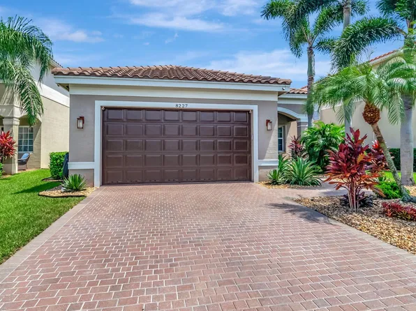 8227 Calabria Lakes Drive, Boynton Beach, FL 33473