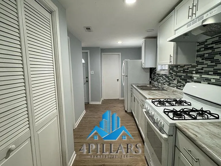 7300 W 128th Pl — Photo 10