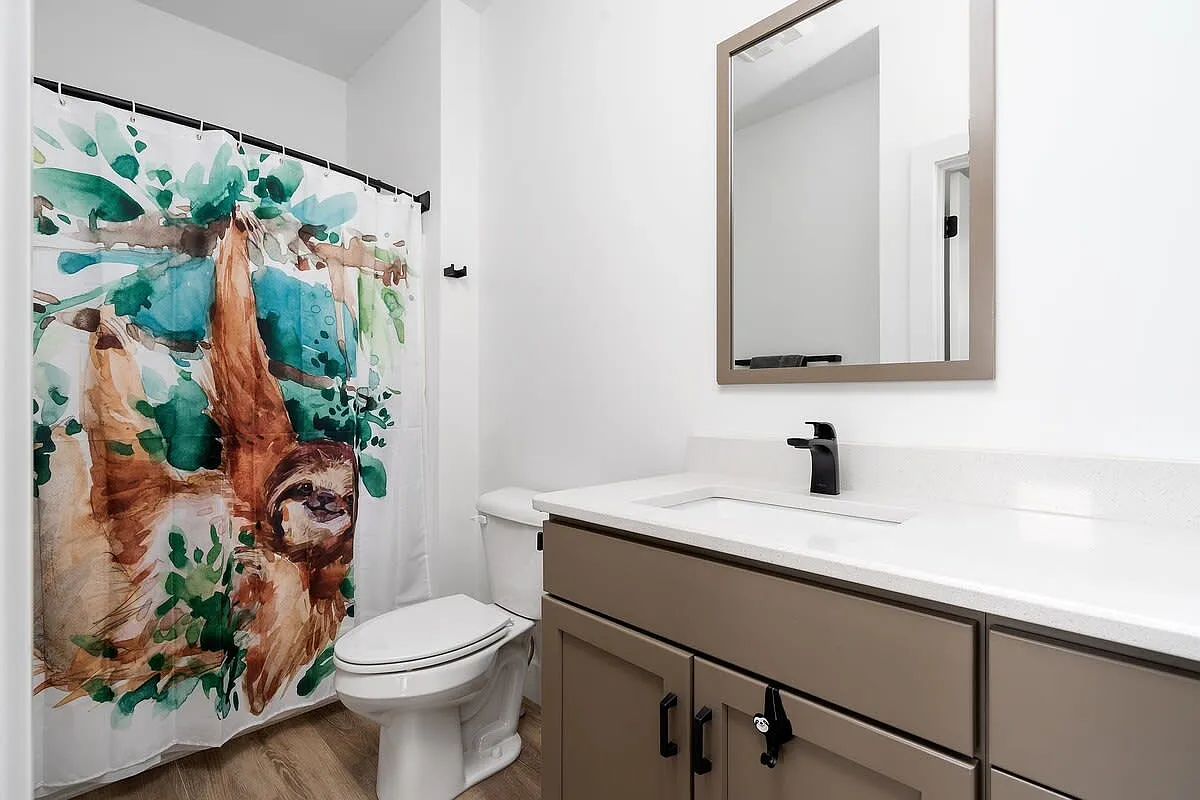 2 bed, 1150 sqft, $2,500 — Photo 3