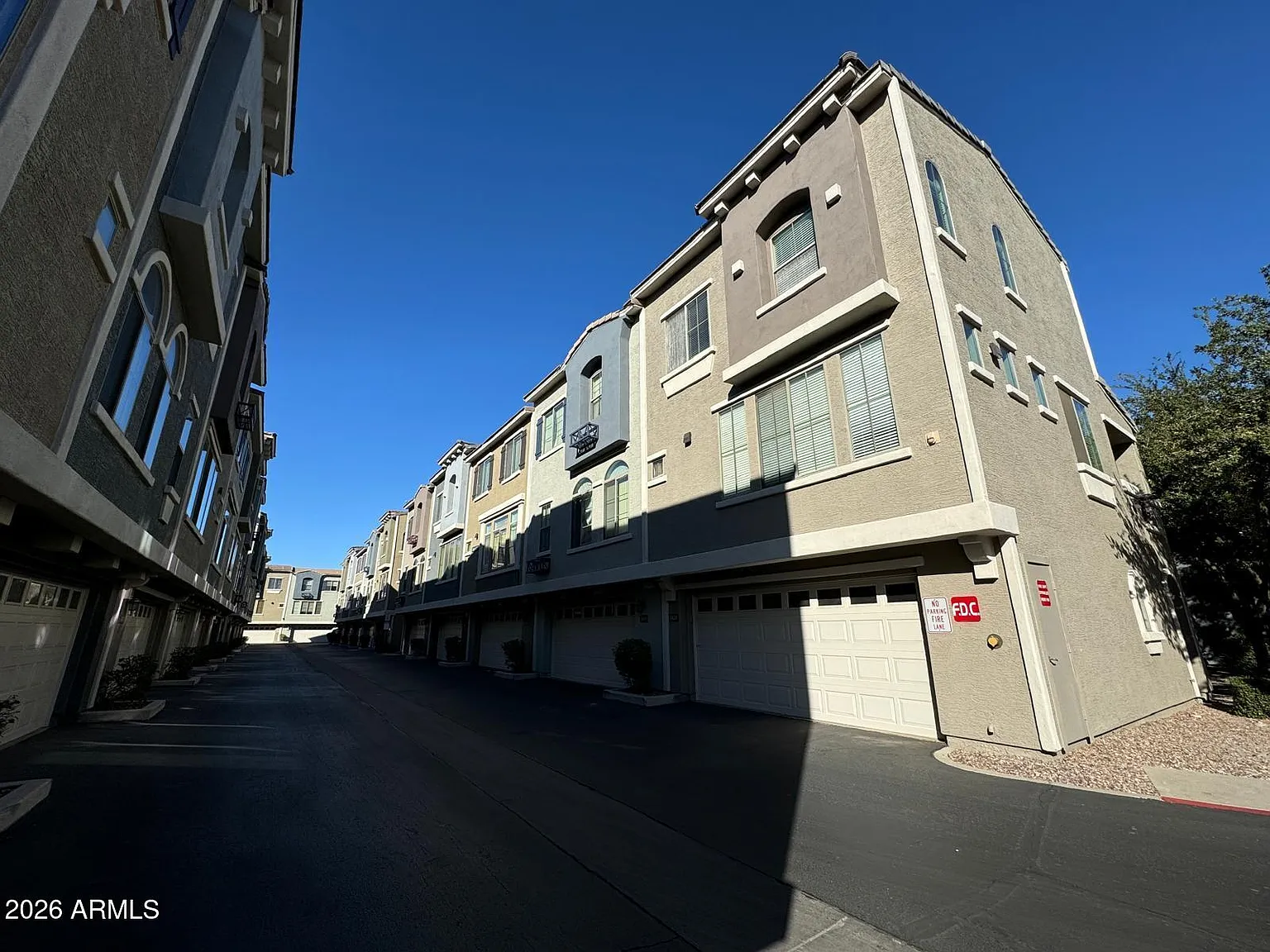 2402 E 5th St — Photo 3