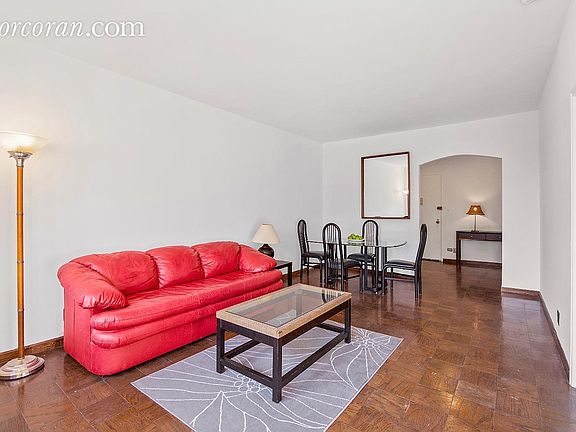 4th image of 305 E 40th St APT 18C