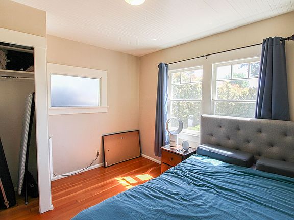 4th image of 1816 Garden St