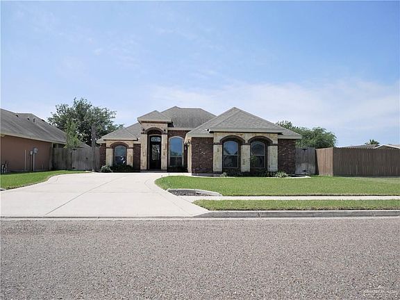 2nd image of 3836 Lori Morgan Dr