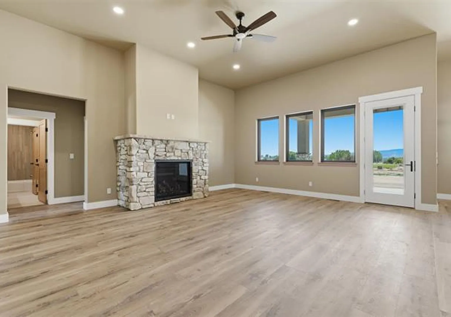Executive Home N Grand Junction — Photo 4