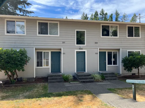 1970 Sidney Ave #201, Pt Orchard, WA 98366