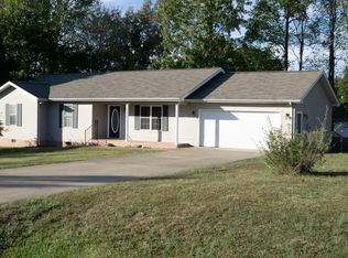 106 Wendy Dr, Eddyville, KY 42038