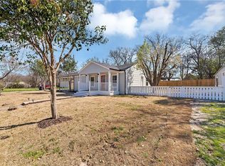 806 N Bradley St, McKinney, TX 75069