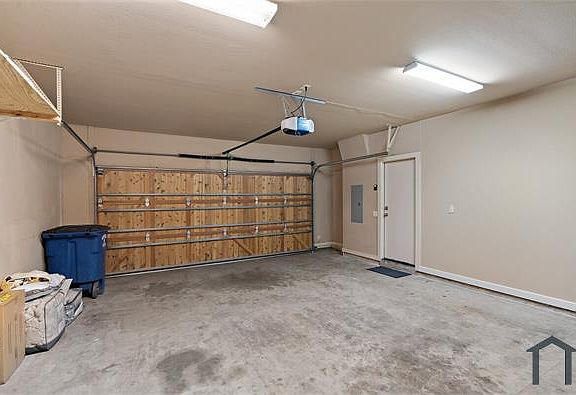 4th image of 1917 Ashby St #7D