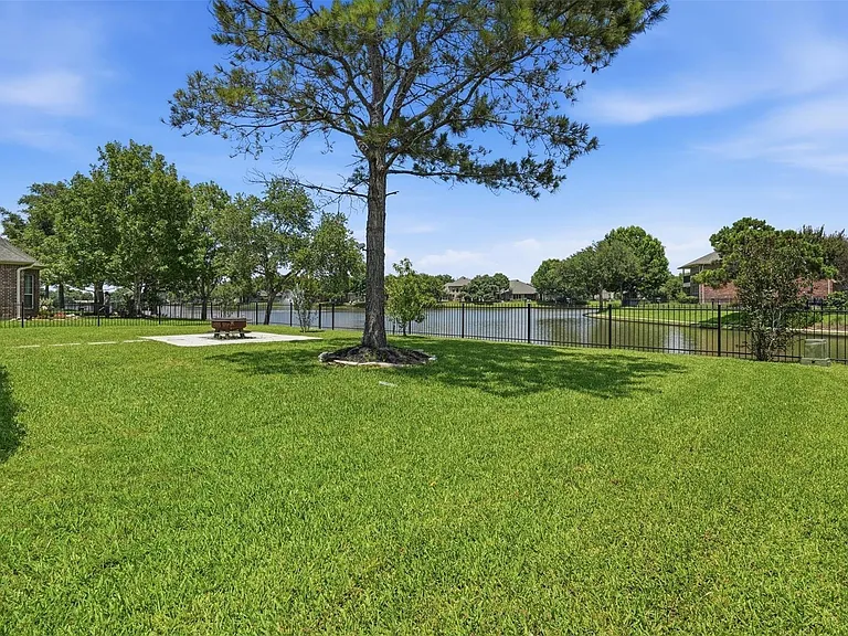 10926 Wynfield Springs Dr — Photo 40