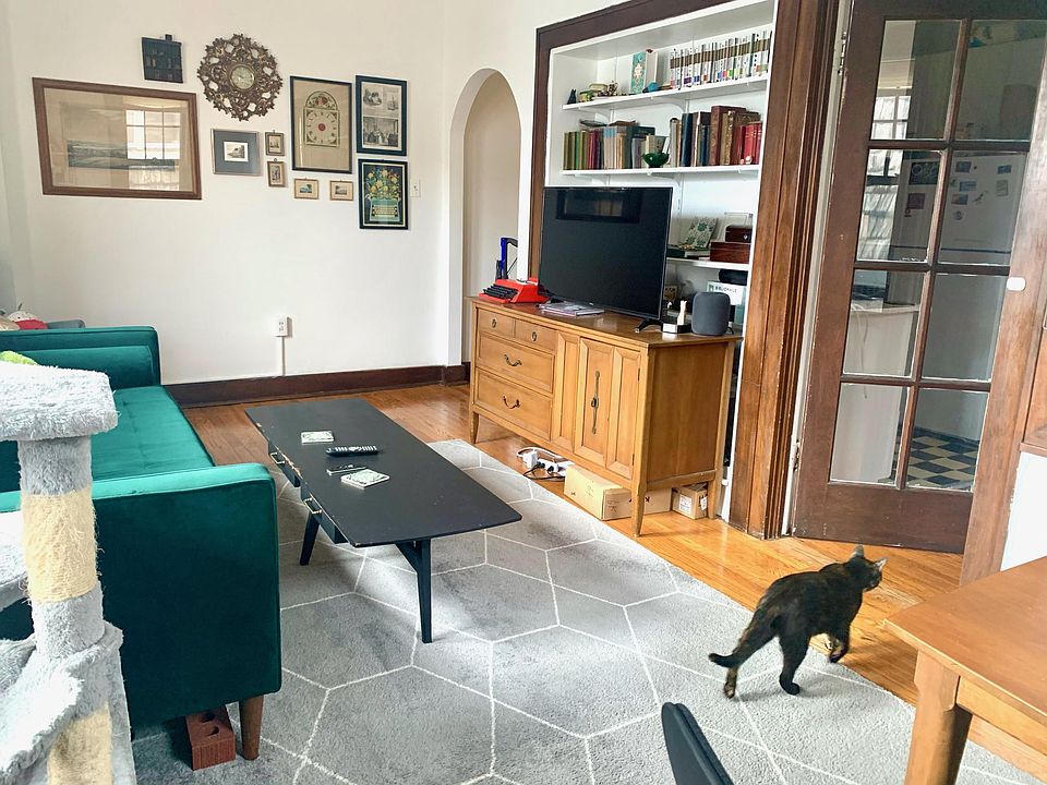 1st image of 809 E Kingsley St APT 31