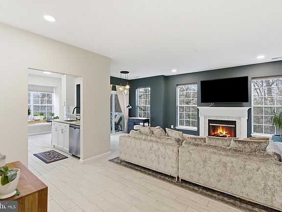 4th image of 5990 Founders Hill Ct Unit 202