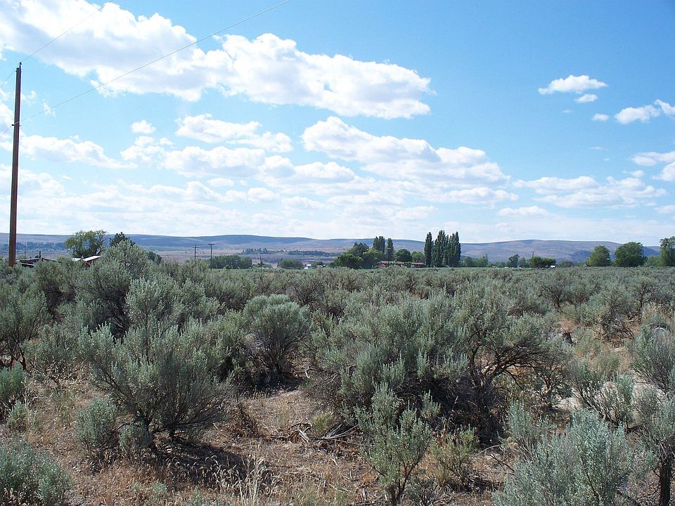 4.83 Acres in The Country