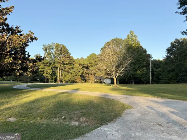 550 Ginger Cake Rd, Fayetteville, GA 30214