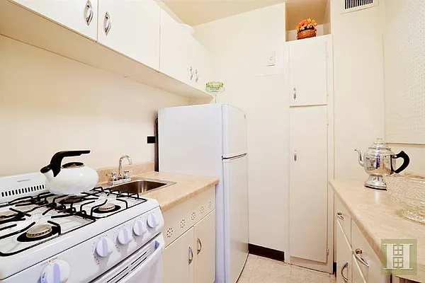 Sold by Halstead Real Estate | media 17