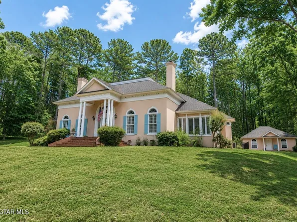 112 Steeplechase Dr, Columbus, MS 39705