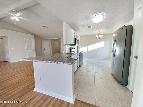 5th image of 12756 BENTWATER Drive