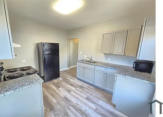 1 bed, 650 sqft, $750 — Photo 2