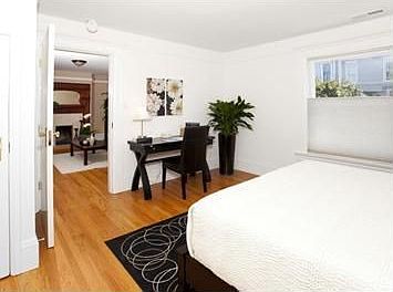 5th image of 2110A Pine St