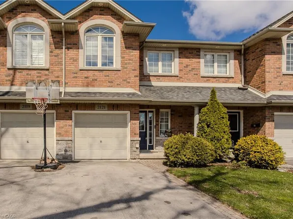 2121 Prospect St, Burlington, ON L7R 1Z2