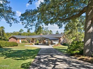 158 Circle Dr, Hampstead, NC 28443