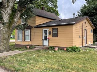 305 Harrison St, Orchard, NE 68764