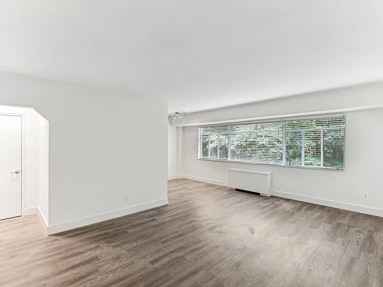 3801 Connecticut Avenue — Photo 9
