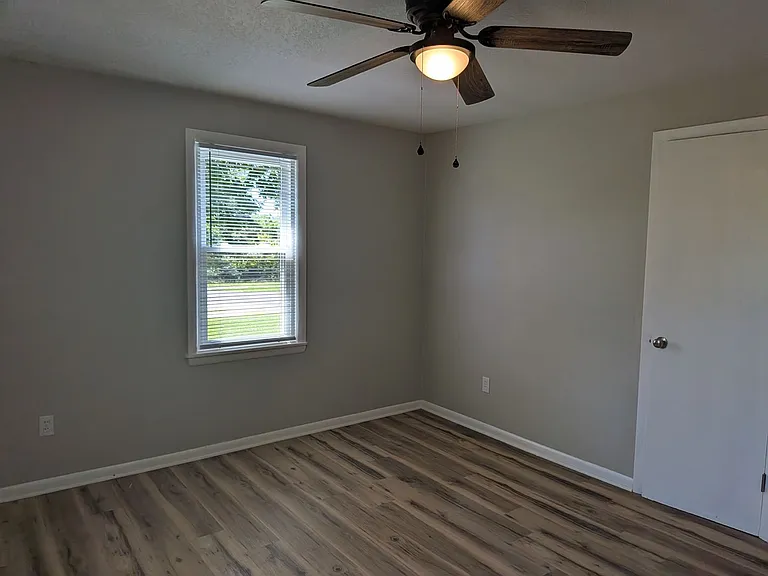 4408 Rice Rd — Photo 15