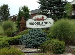 5461 Woodlands Path Ln, Cincinnati, OH 45238