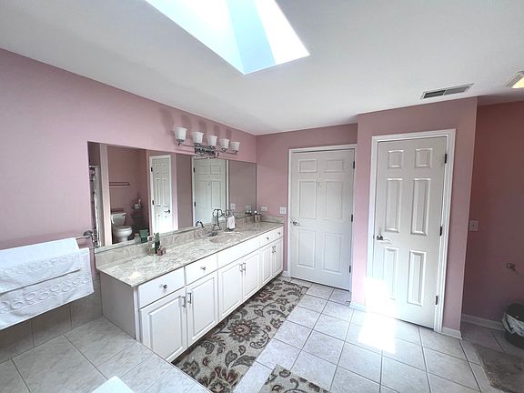 3rd image of 6402 Pine Trail Ln APT 3