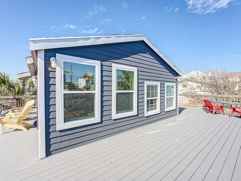 4211 Surf Dr — Photo 32