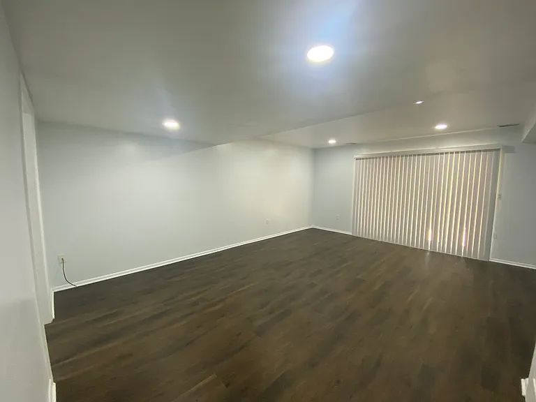 2225 Mulberry Ct — Photo 3