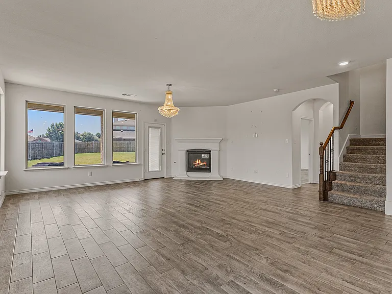 3109 Maverick Dr — Photo 5