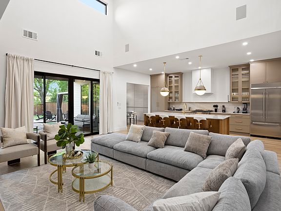 3rd image of 8922 San Benito Way