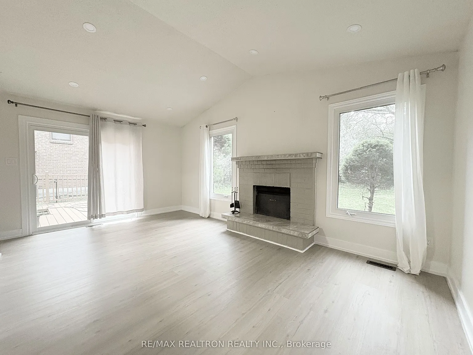 3 bed, $3,300 — Photo 3