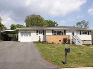 1407 Cloverdale Cir, Hixson, TN 37343