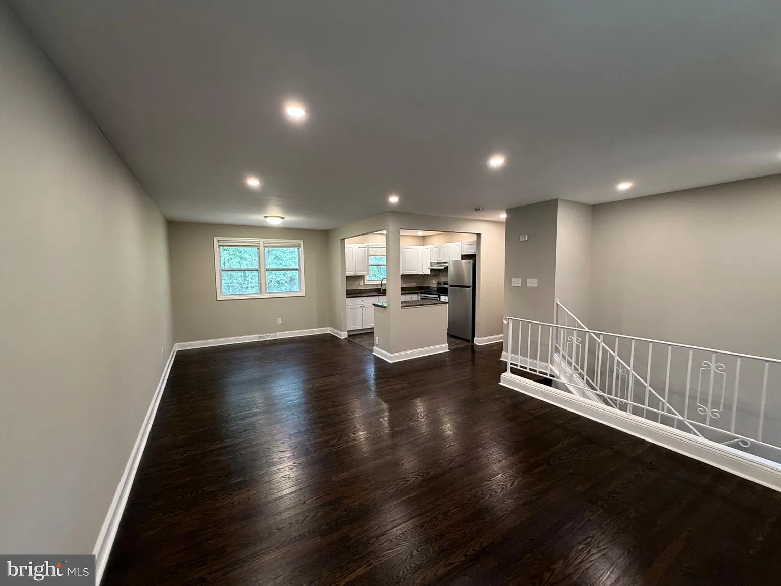 4 bed, 2.0 bath, 1610 sqft, $2,350 — Photo 3