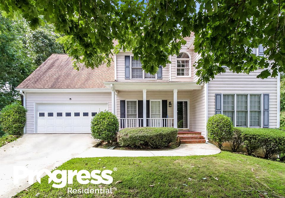 1st image of 140 Rosewood Cir
