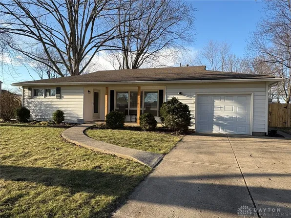 120 W Robinwood St, Sidney, OH 45365