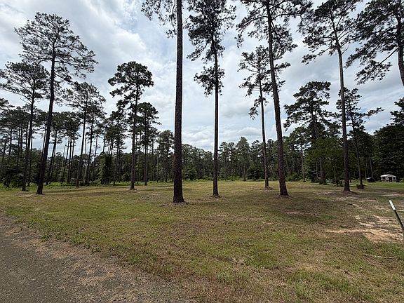 4th image of 284 Private Road 6028