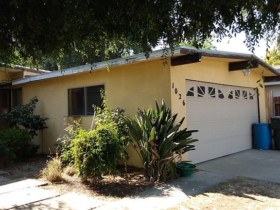 2nd image of 1026 S Whitney Dr
