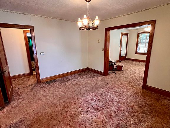 5th image of 174 Oney Ave