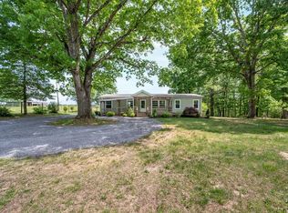 8646 Dickerson Mill Rd, Moneta, VA 24121