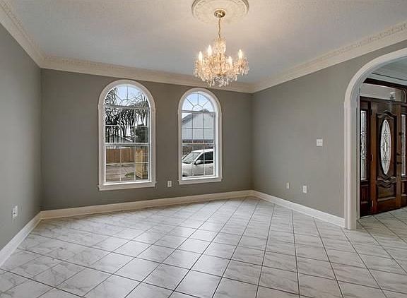 4th image of 5604 Saint Helena Pl