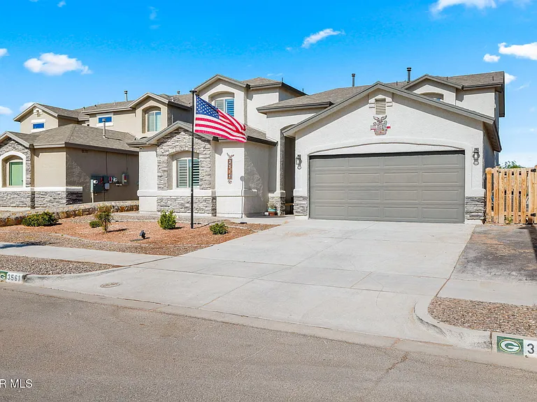 3561 Essence St — Photo 3