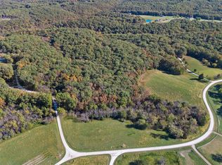 1 Wild Horse Farms Rd, Warrenton, MO 63383