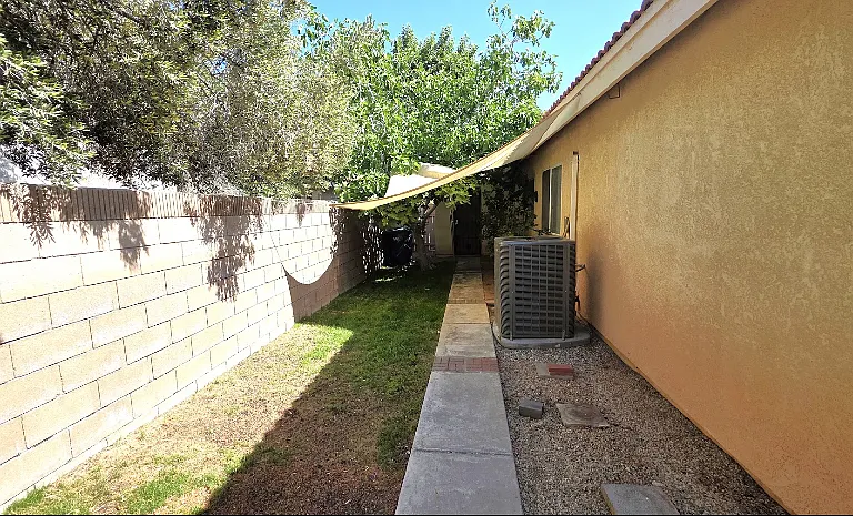 1752 Bradcliff Way — Photo 29